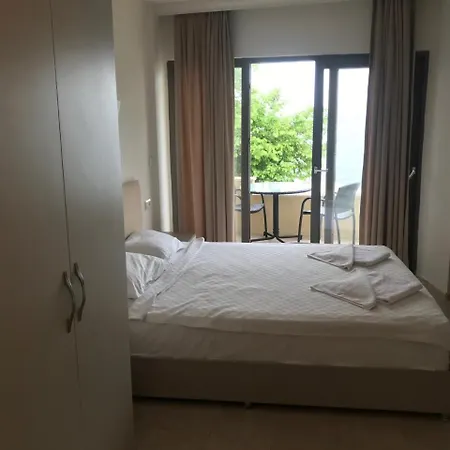 Can Apartments Daire *