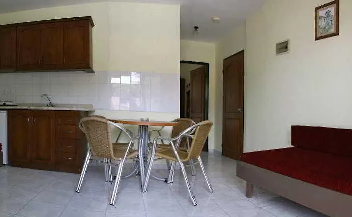 Can Apartments Турунч